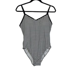 Shade & Shore Swimsuit NWT Size Medium (8-10) Black and White Striped